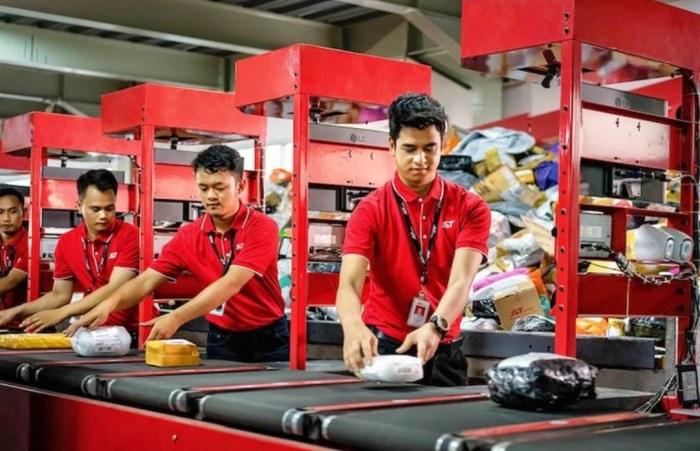 Mencari Tahu Apakah Jnt Menyediakan Layanan Pengiriman Same Day Service?